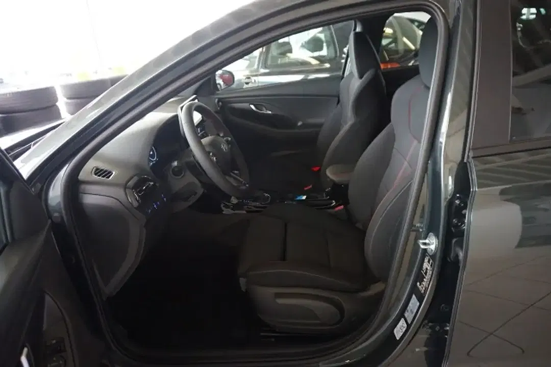 Hyundai i30 - Thumbnail 7