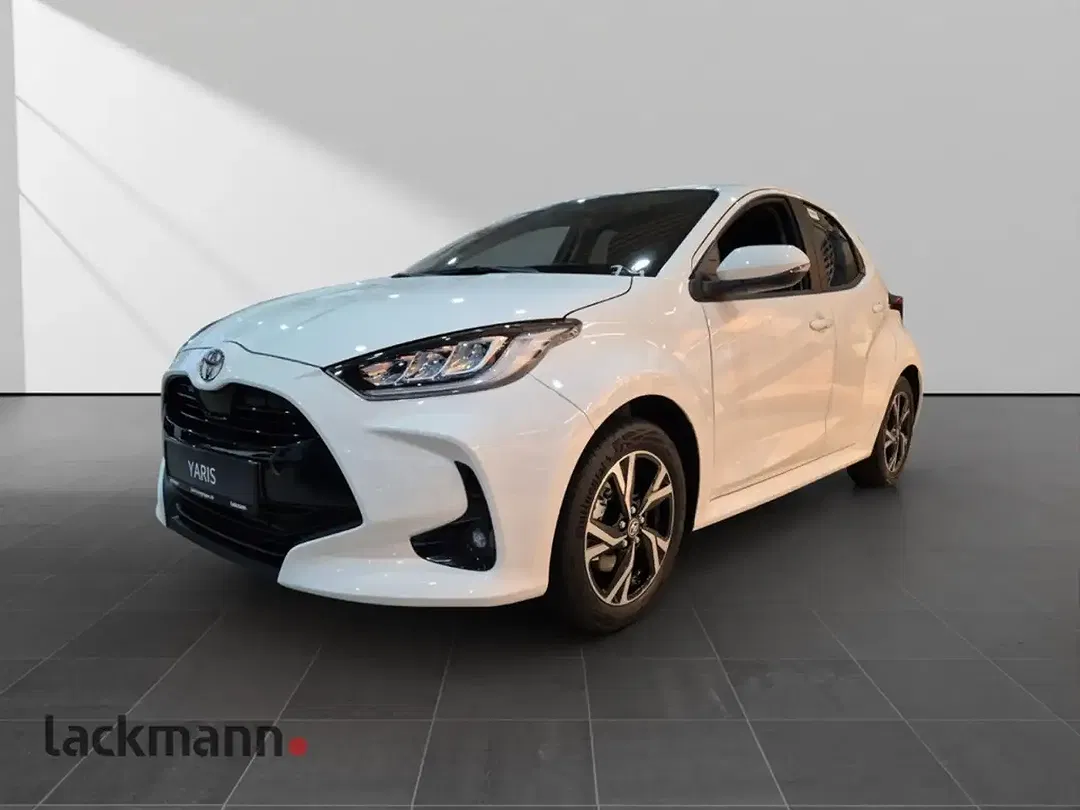 Toyota Yaris - Thumbnail 15