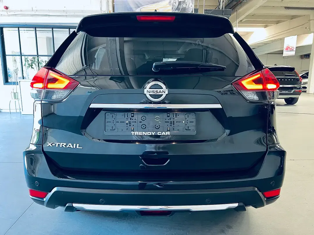 Nissan X-Trail - Thumbnail 2