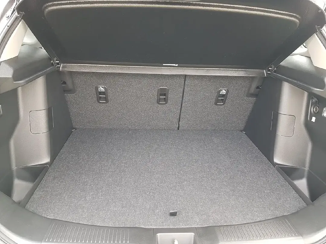 Suzuki S-Cross - Thumbnail 13