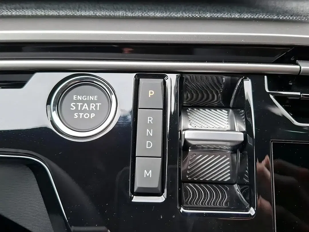 Peugeot 5008 - Thumbnail 11