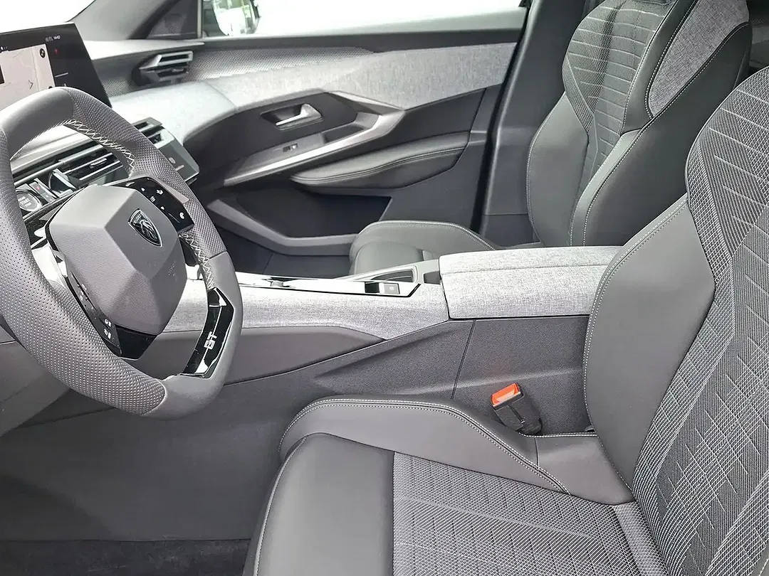 Peugeot 5008 - Thumbnail 7