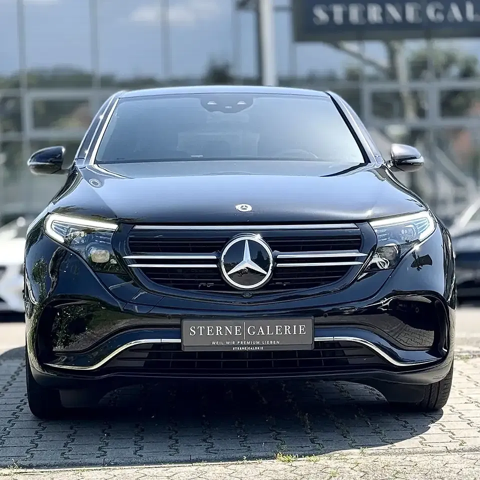 Mercedes-Benz EQC 400 - Thumbnail 3