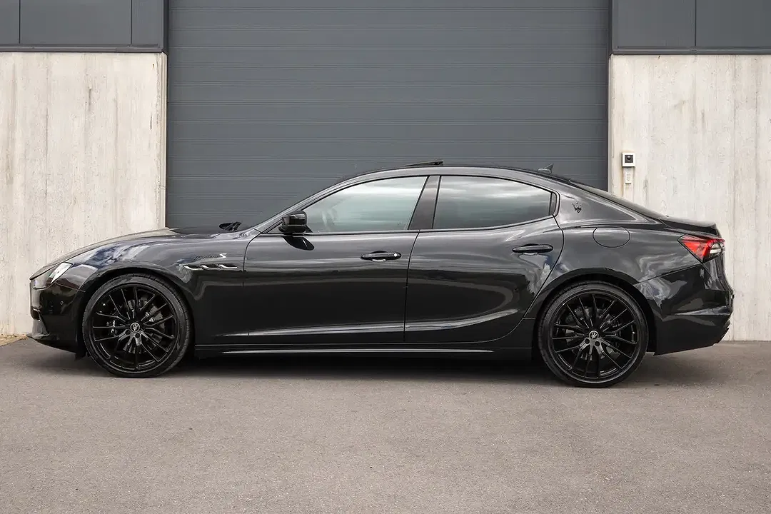 Maserati Ghibli - Thumbnail 6