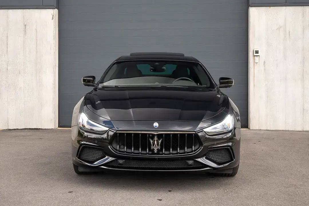 Maserati Ghibli - Thumbnail 8