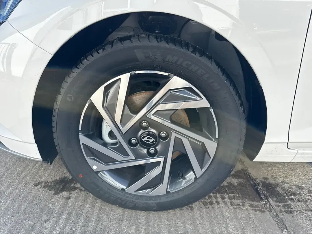 Hyundai i20 - Thumbnail 5