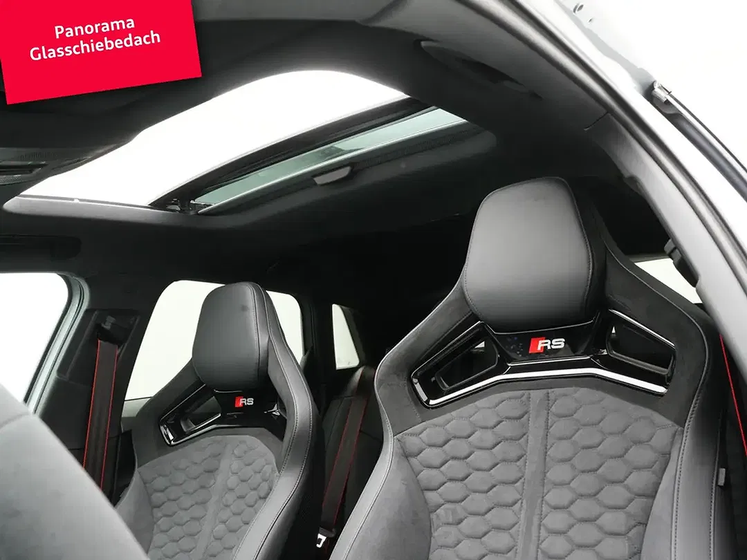 Audi RS3 - Thumbnail 3