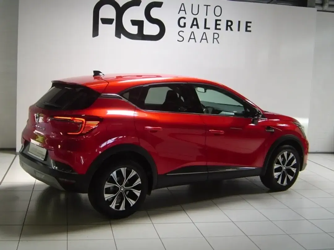 Renault Captur - Thumbnail 2