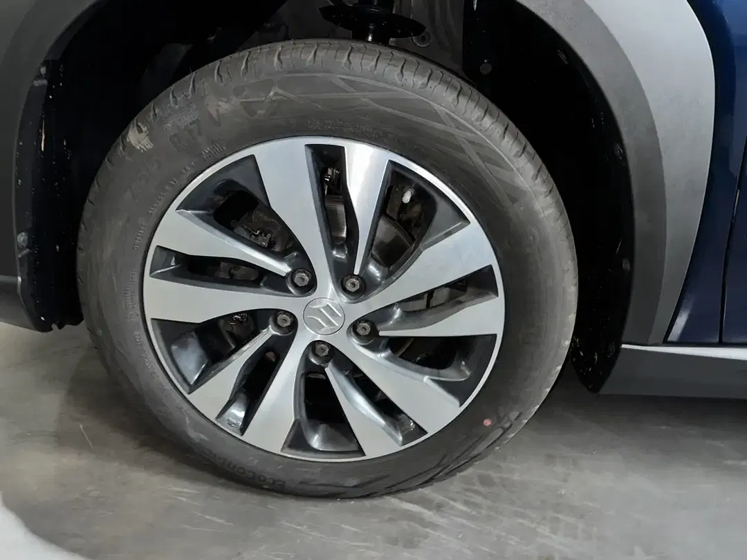 Suzuki SX4 S-Cross - Thumbnail 7