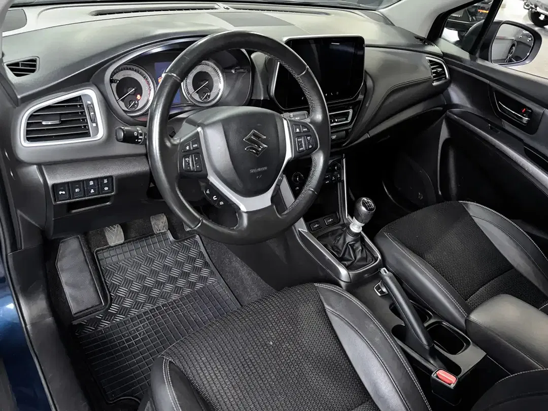 Suzuki SX4 S-Cross - Thumbnail 9