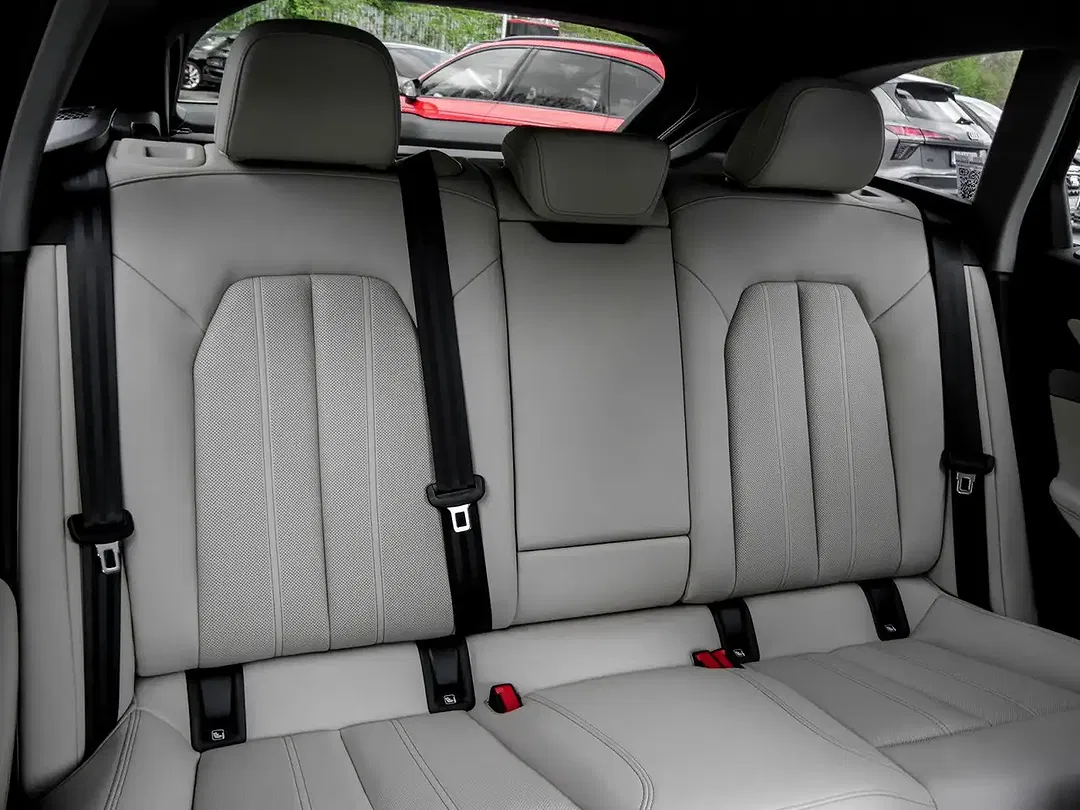 Audi A6 - Thumbnail 4