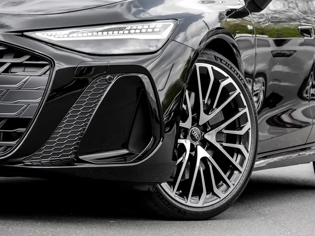 Audi A6 - Thumbnail 5