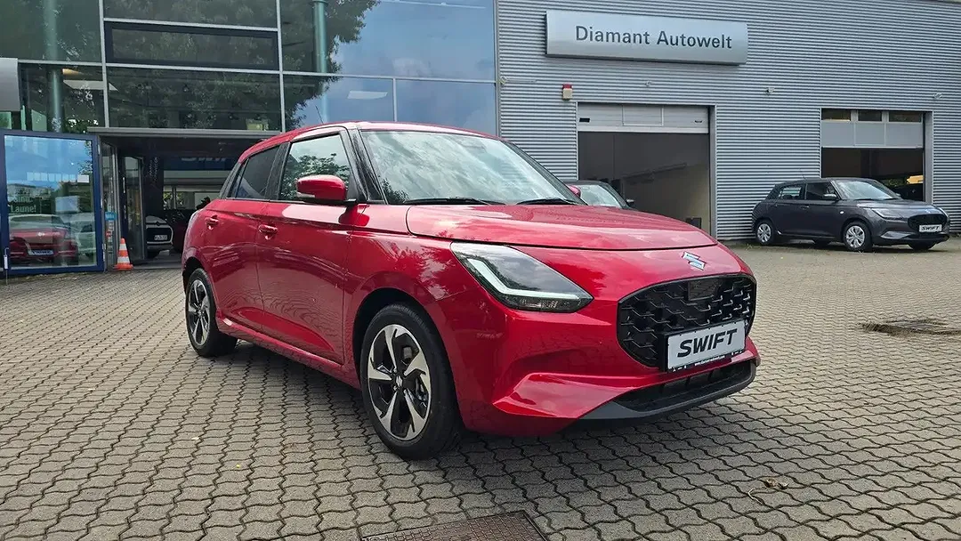Suzuki Swift - Thumbnail 4