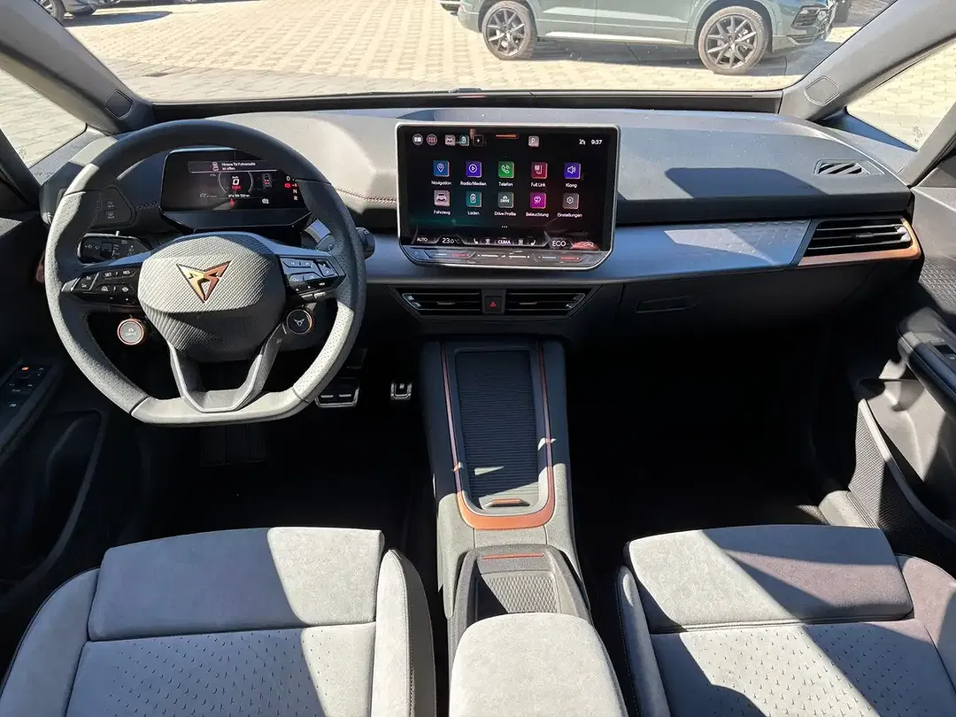 CUPRA Born - Thumbnail 11