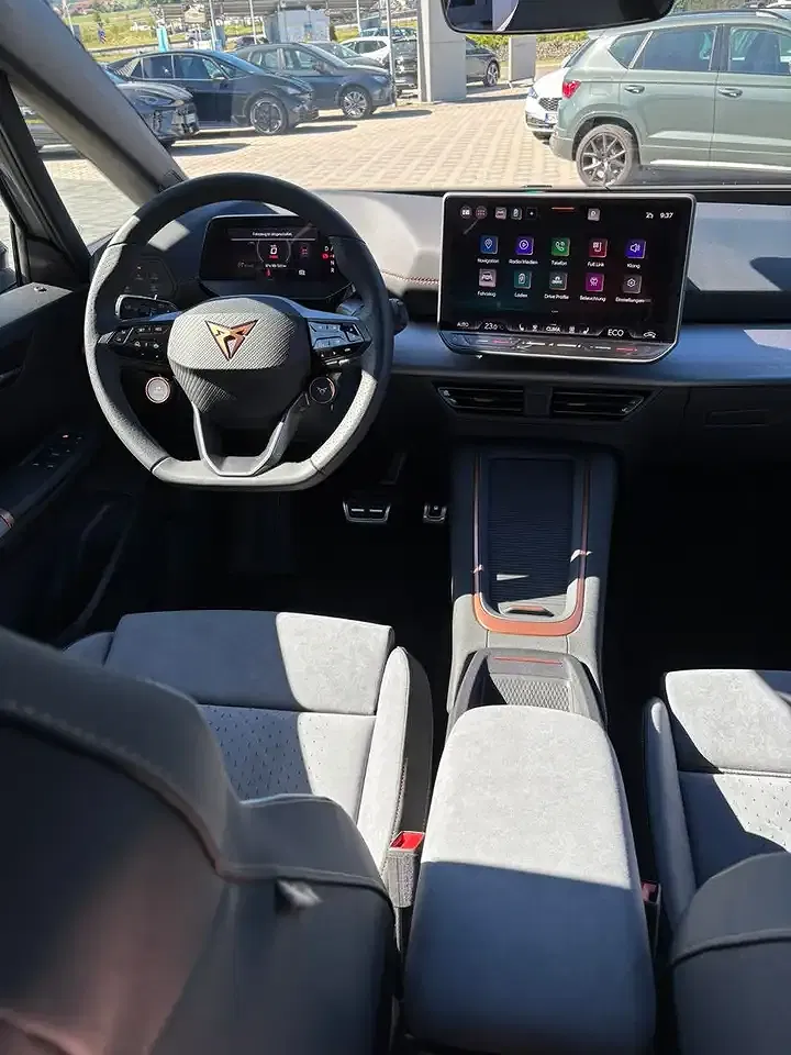 CUPRA Born - Thumbnail 15