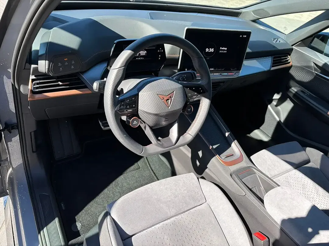 CUPRA Born - Thumbnail 7
