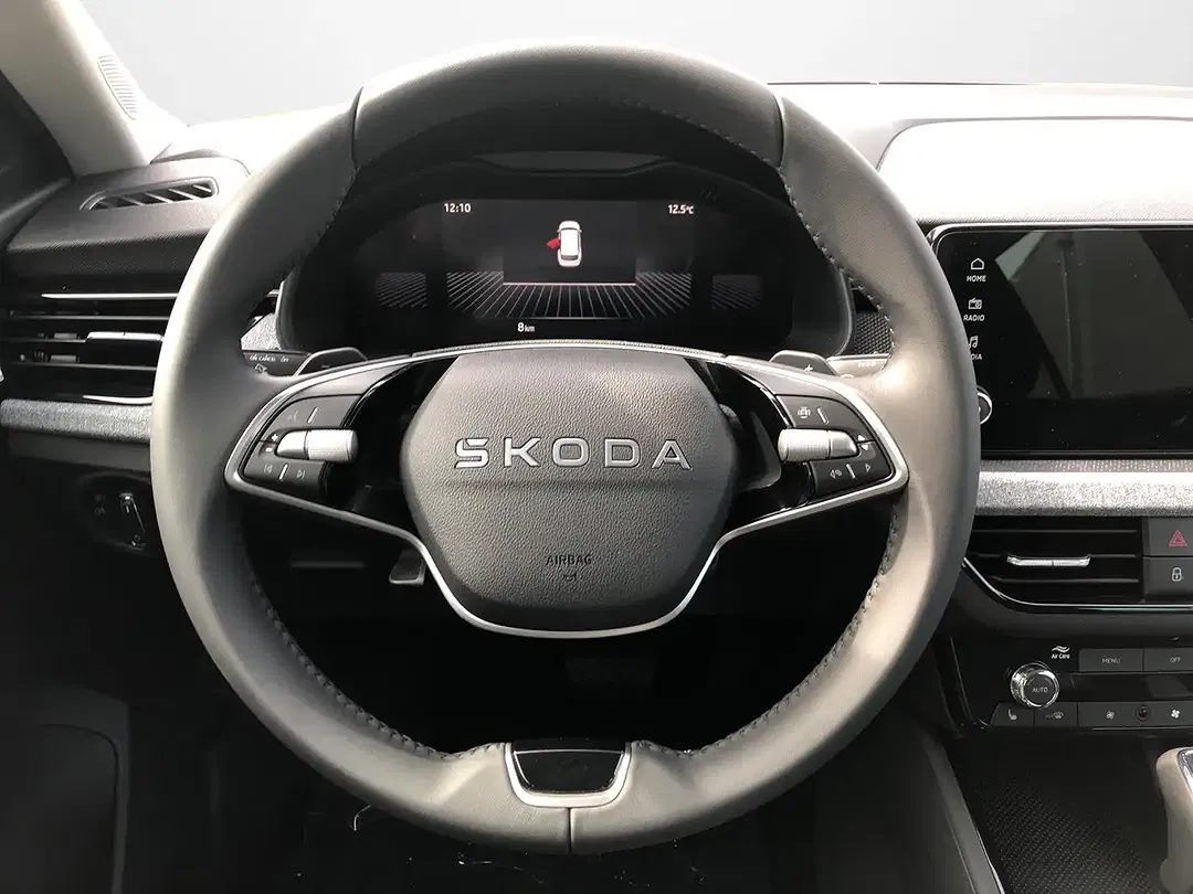 Skoda Kamiq - Thumbnail 8
