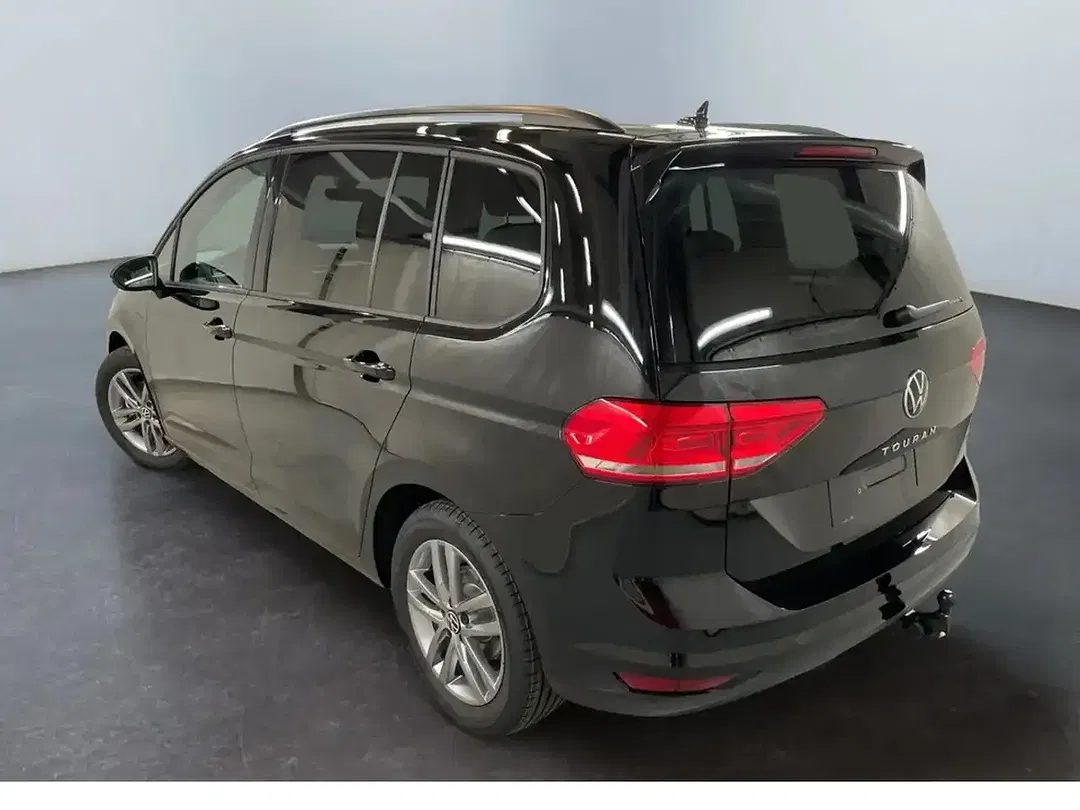 Volkswagen Touran - Thumbnail 19