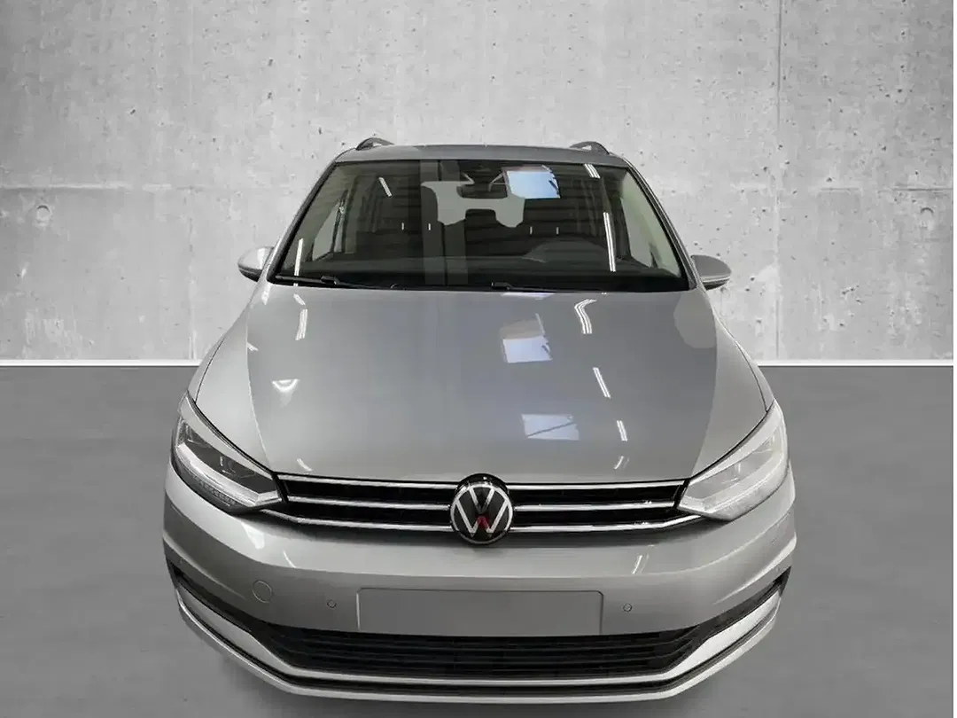 Volkswagen Touran - Thumbnail 21