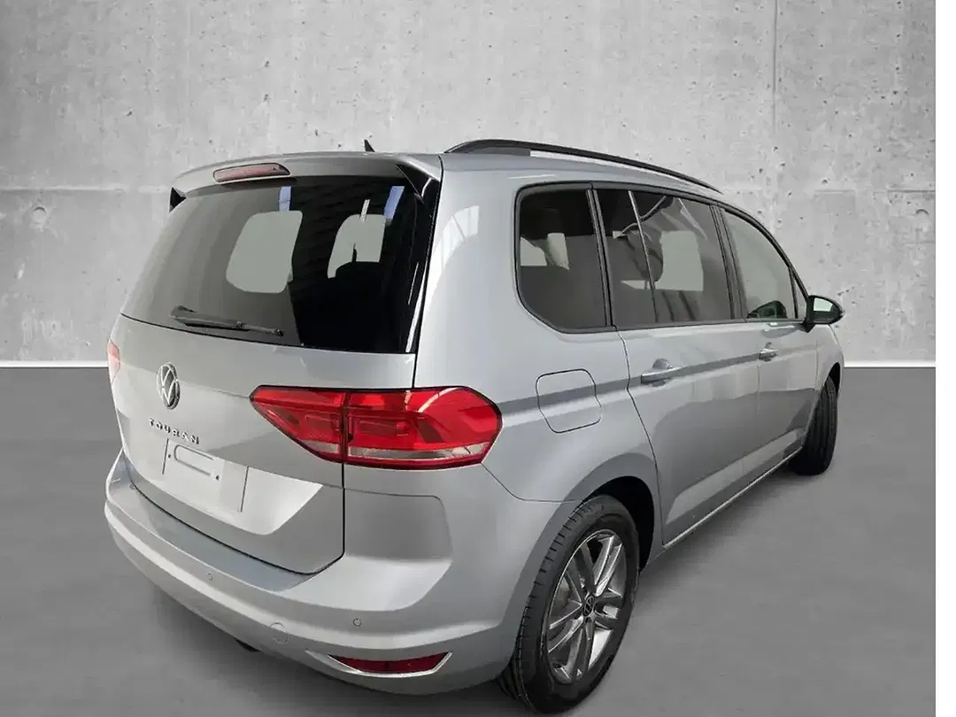 Volkswagen Touran - Thumbnail 24