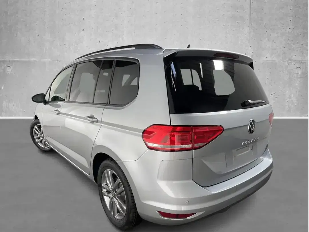 Volkswagen Touran - Thumbnail 25