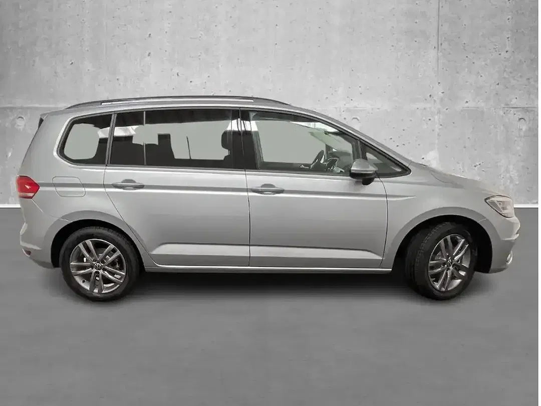 Volkswagen Touran - Thumbnail 26