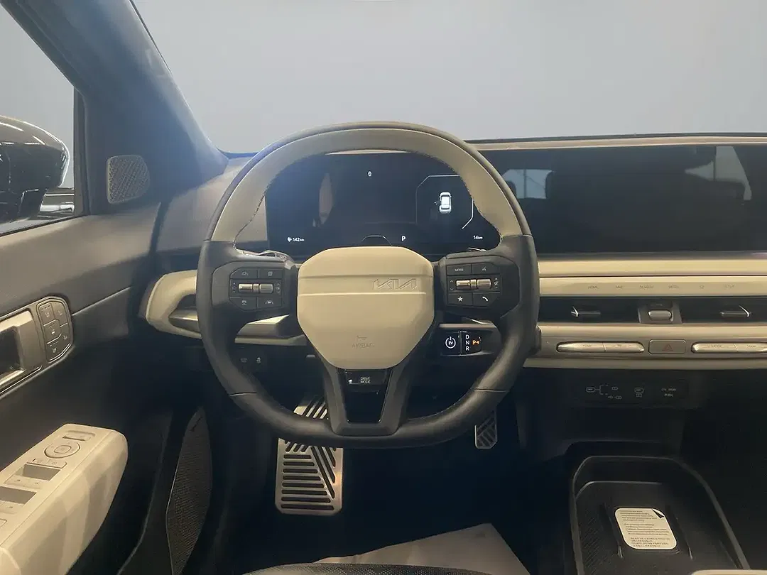 Kia EV4 - Thumbnail 14