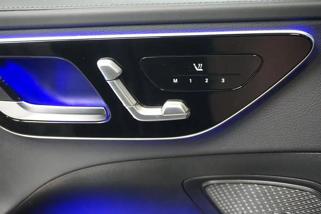 Mercedes-Benz C 300 - Thumbnail 7