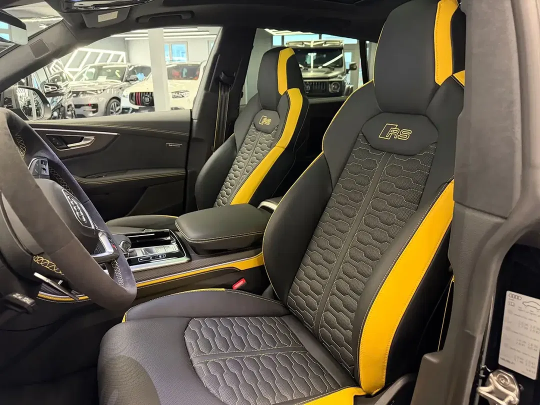 Audi RS Q8 - Thumbnail 10