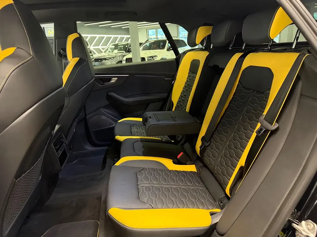 Audi RS Q8 - Thumbnail 8