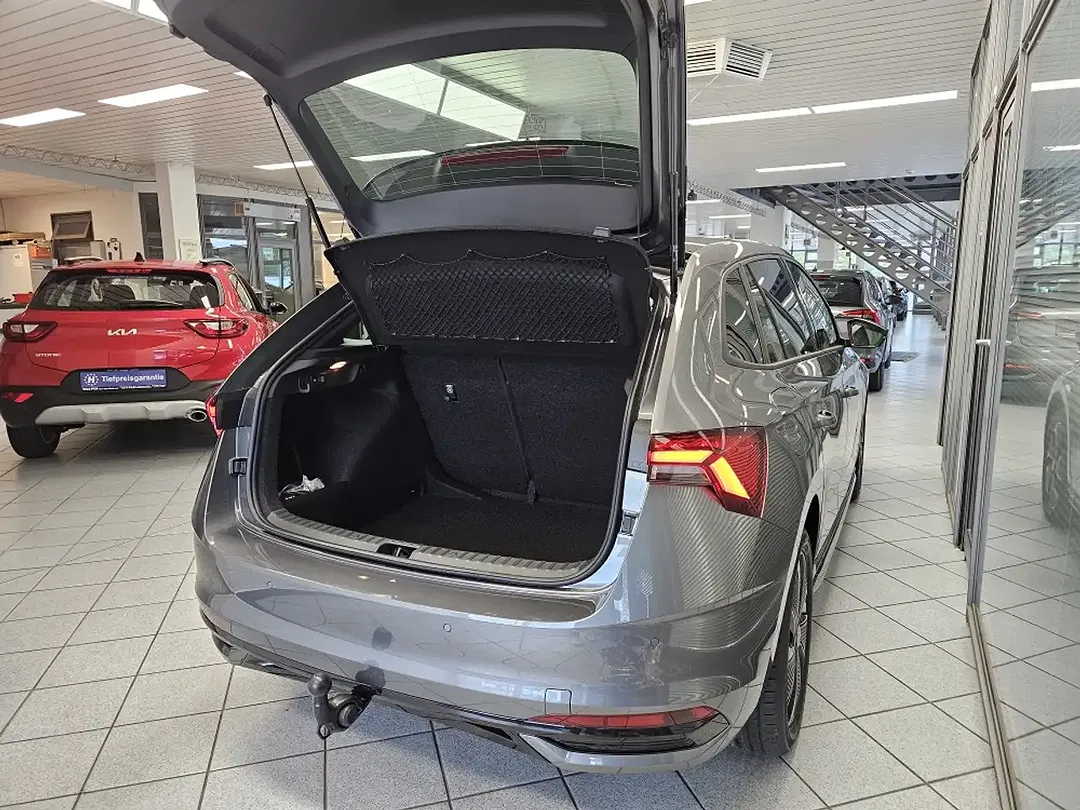 Skoda Scala - Thumbnail 2