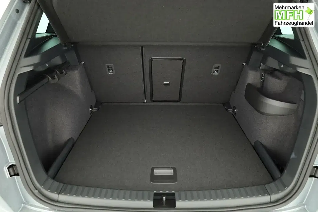Skoda Karoq - Thumbnail 12