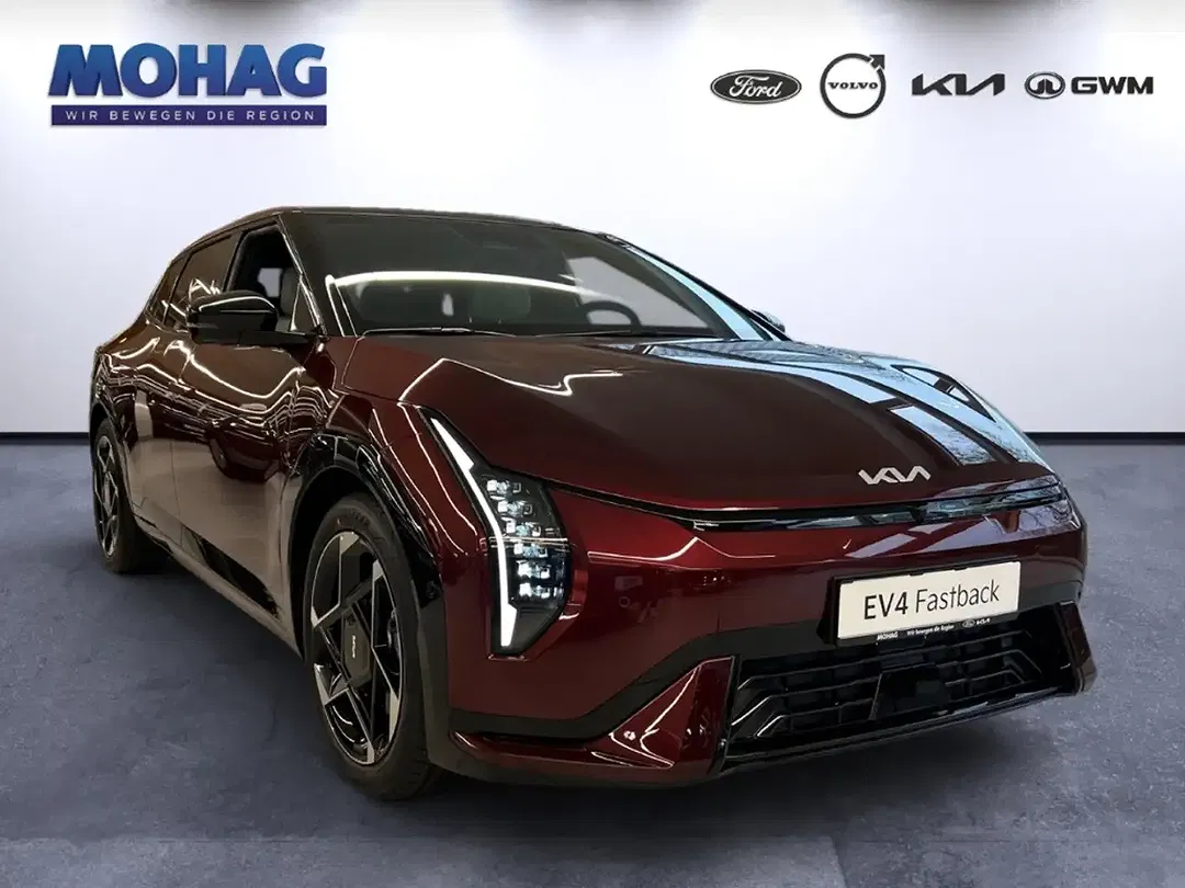 Kia EV4 - Thumbnail 2