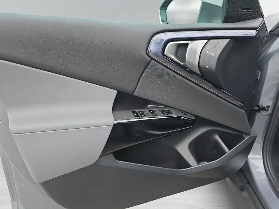 BMW X3 - Thumbnail 9