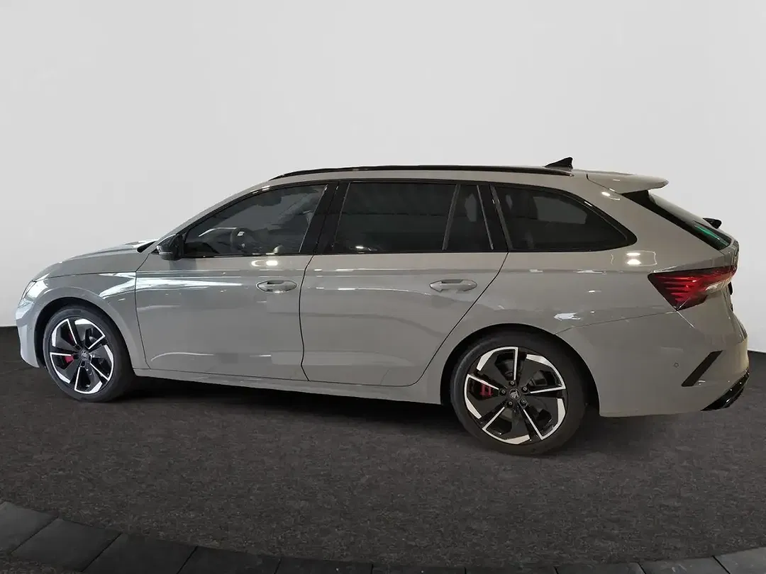 Skoda Octavia - Thumbnail 2