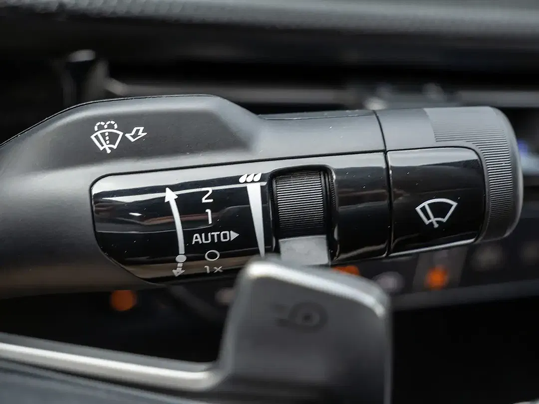 Kia EV6 - Thumbnail 10