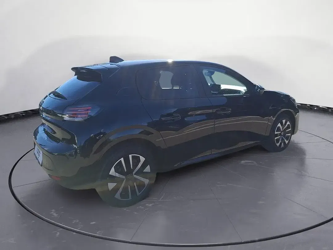 Peugeot 208 - Thumbnail 2