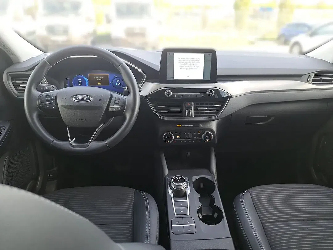 Ford Kuga - Thumbnail 16