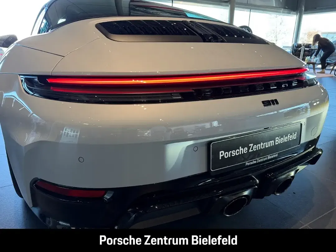 Porsche 992 - Thumbnail 15