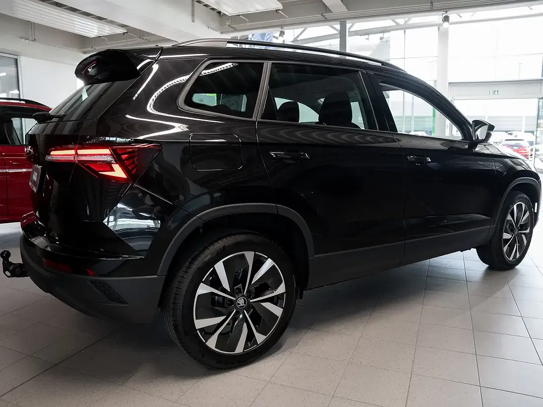 Skoda Karoq - Thumbnail 3