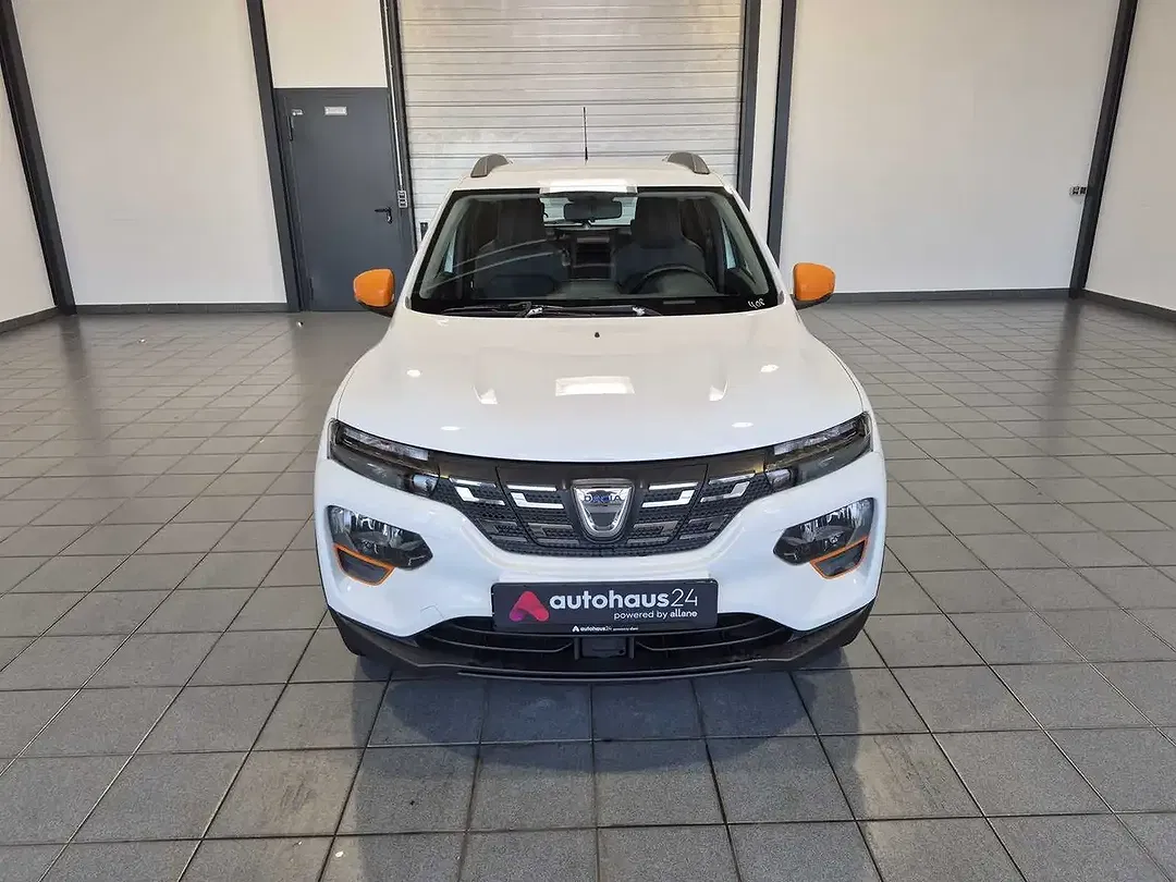 Dacia Spring - Thumbnail 2