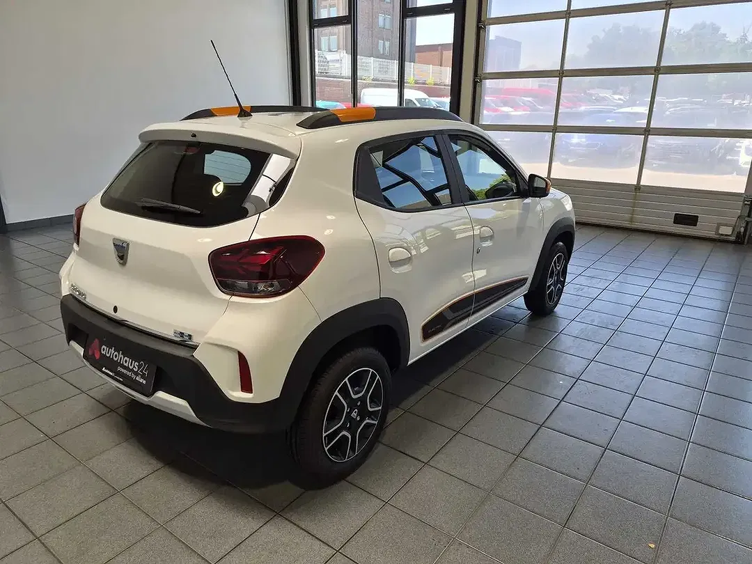 Dacia Spring - Thumbnail 5