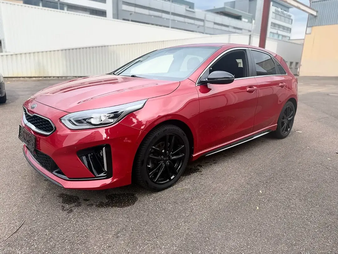 Kia Ceed / cee'd - Thumbnail 3