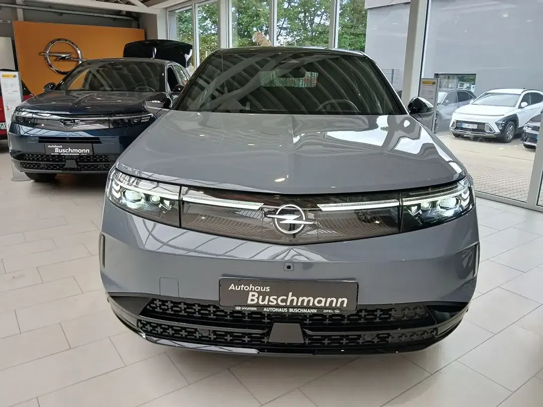 Opel Grandland X - Thumbnail 2