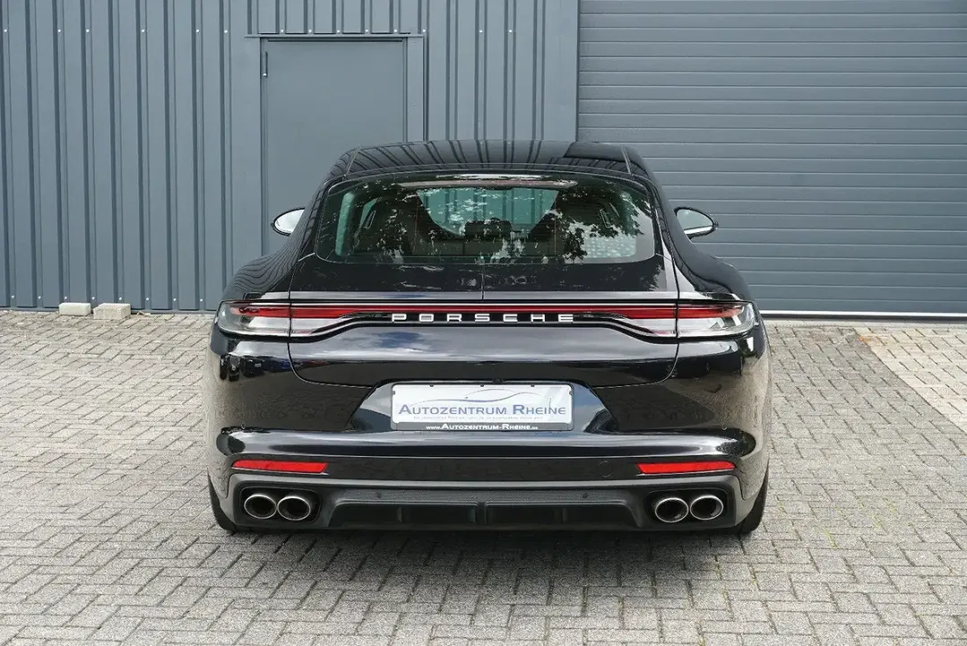 Porsche Panamera - Thumbnail 6