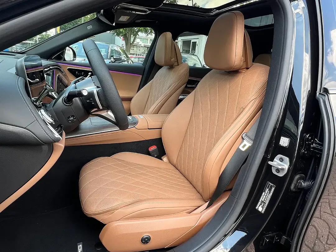 Mercedes-Benz E 200 - Thumbnail 10