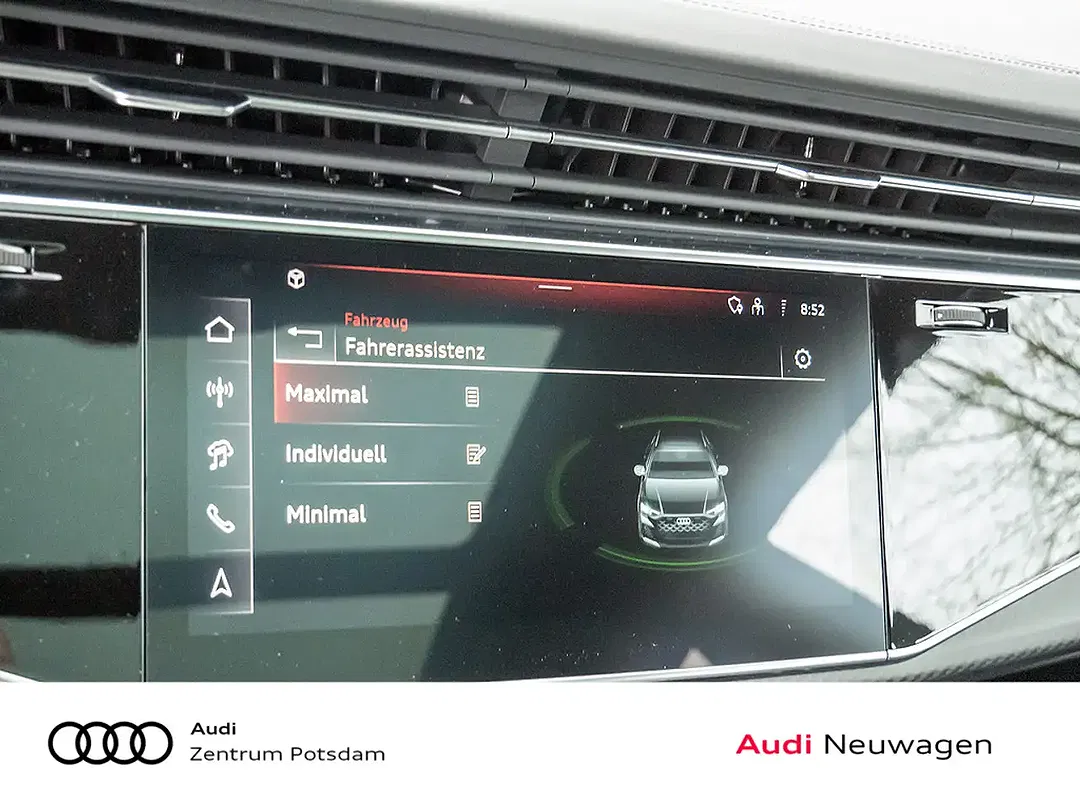 Audi RS Q8 - Thumbnail 10