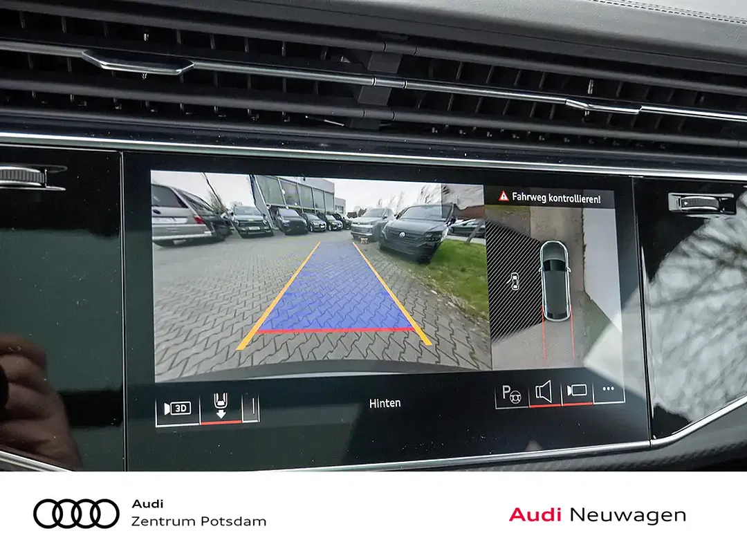 Audi RS Q8 - Thumbnail 12