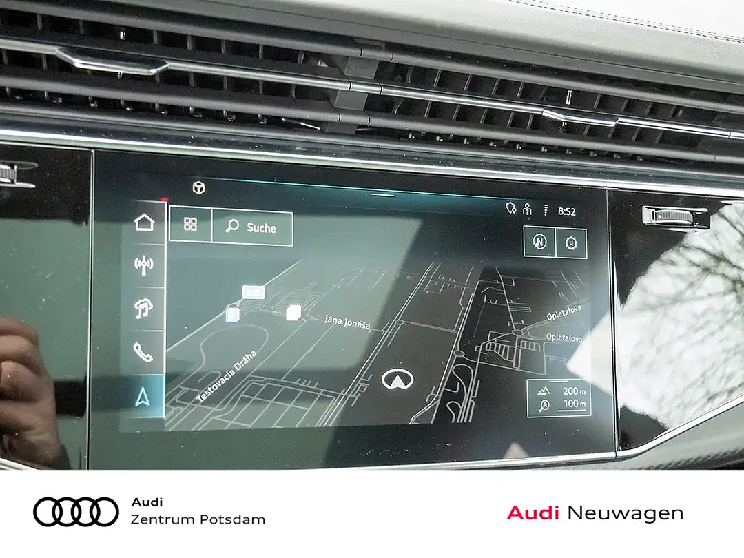 Audi RS Q8 - Thumbnail 9