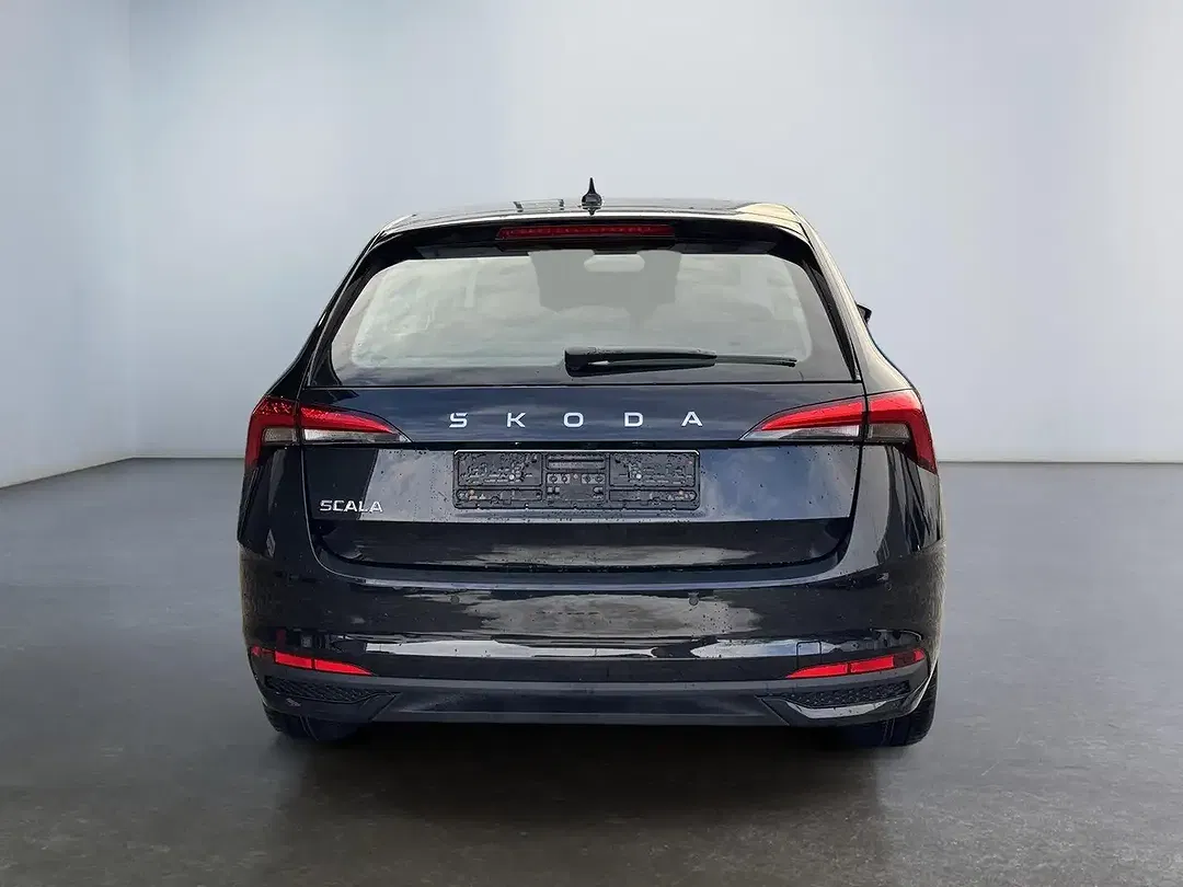 Skoda Scala - Thumbnail 3